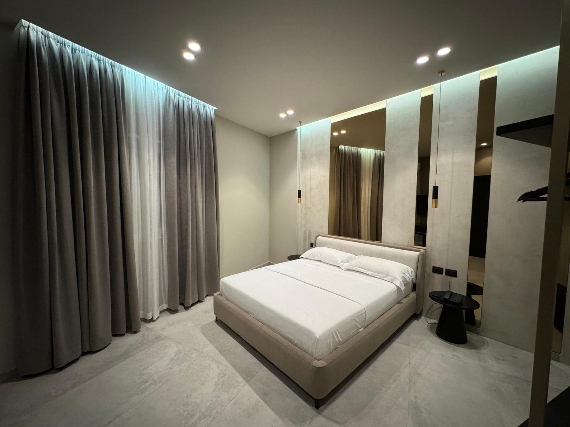Nuna Hotel Radhimë Esterno foto